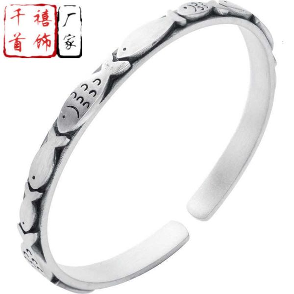 tiktok live broadcast solid open bracelet korean version old young fashion jewelry, Golden;silver
tiktok live broadcast solid open bracelet korean version old young fashion jewelry, Golden;silver