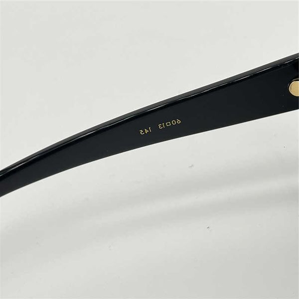 designer sunglasses luxury summer outdoor various style with box for women and men 1502 evidence anti-ultraviolet retro plate square full fr, White;black
designer sunglasses luxury summer outdoor various style with box for women and men 1502 evidence anti-ultraviolet retro plate square full fr, White;black