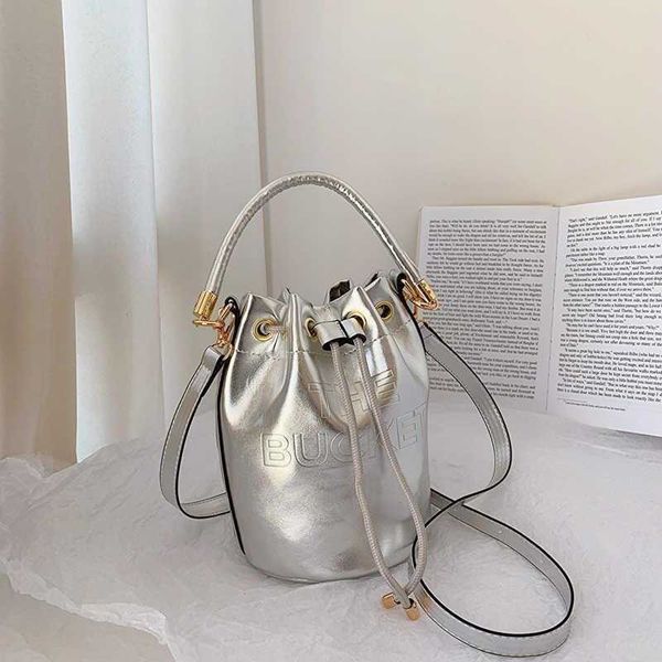 the tote bag print drawstring bag women designers cross body handbag classic marc bucket bag leather shoulder bags wallet purse
the tote bag print drawstring bag women designers cross body handbag classic marc bucket bag leather shoulder bags wallet purse