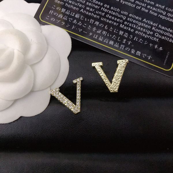 brand diamond earrings designer j charm women stud earrings fashion gold letter hoop earrings classic design brand, Golden;silver
brand diamond earrings designer j charm women stud earrings fashion gold letter hoop earrings classic design brand, Golden;silver