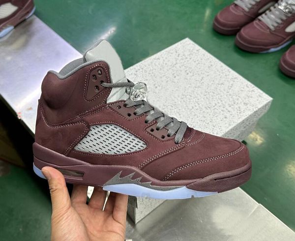 shoes 5 burgundy deep burgundy/light graphite-silver 5s light bone grey black sports sneakers original dz4131-600
shoes 5 burgundy deep burgundy/light graphite-silver 5s light bone grey black sports sneakers original dz4131-600