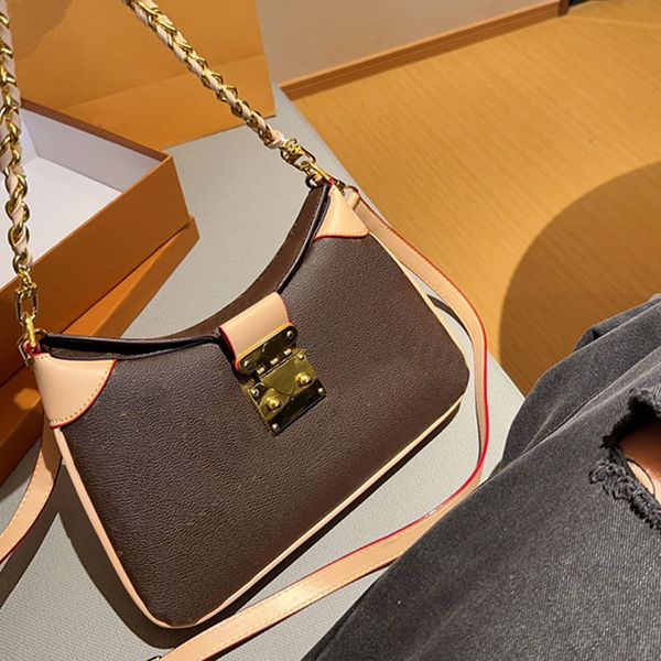 chain croissant bag shoulder purse women crossbody bags classic letter print gold hardware buckle genuine leather lady handbag high quality
chain croissant bag shoulder purse women crossbody bags classic letter print gold hardware buckle genuine leather lady handbag high quality