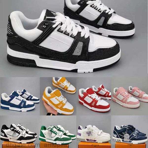2023 designer trainer sneakers men women running shoes casual fashion low platform leather rubber sloe outdoor walking eur 36-45, Black
2023 designer trainer sneakers men women running shoes casual fashion low platform leather rubber sloe outdoor walking eur 36-45, Black