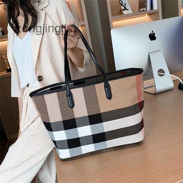 large classic lady burbrerys bag fashion style plaid stripe bags western capacity single shoulder handbag 9f4k
large classic lady burbrerys bag fashion style plaid stripe bags western capacity single shoulder handbag 9f4k