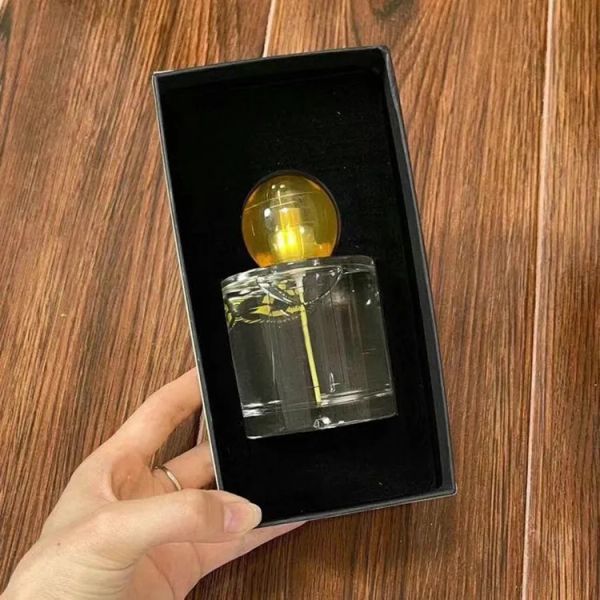 perfumes fragrances women perfume set q version spray suit 5ml 4 pieces edp floral fruity fragrance charming smell
perfumes fragrances women perfume set q version spray suit 5ml 4 pieces edp floral fruity fragrance charming smell