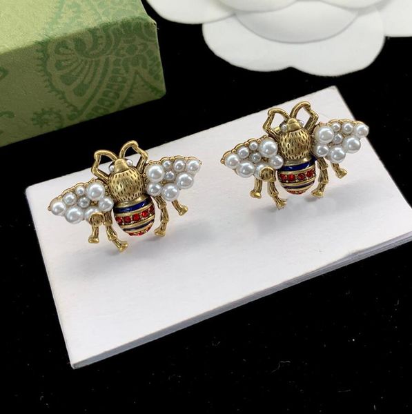 luxury insect bee stud designer women hoop earrings stud alphabet earrings jewelry box set valentine's day gift engagement, Golden;silver
luxury insect bee stud designer women hoop earrings stud alphabet earrings jewelry box set valentine's day gift engagement, Golden;silver