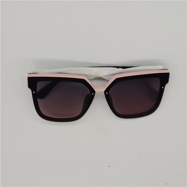luxury sunglasses designer womens mens goggle senior lightweight and comfortable sunglasses, adjustable nose pads, pressure-wear for long ho, White;black
luxury sunglasses designer womens mens goggle senior lightweight and comfortable sunglasses, adjustable nose pads, pressure-wear for long ho, White;black