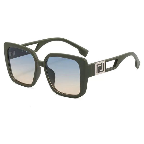 sunglasses designer luxury sun glasses for women mens eyeglasses pc lens full frame uv400 goggle travel beach printing f oversize adumbral e, White;black
sunglasses designer luxury sun glasses for women mens eyeglasses pc lens full frame uv400 goggle travel beach printing f oversize adumbral e, White;black