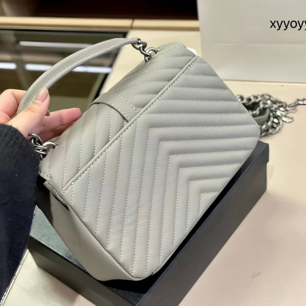 tote designer artsy small bag handbags bag for women stripes artwork plain genuine leather criss-cross luxurys handbags the tote bag
tote designer artsy small bag handbags bag for women stripes artwork plain genuine leather criss-cross luxurys handbags the tote bag