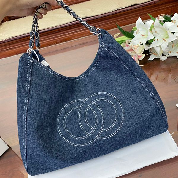 new designer 2023 tote bag fashion ladies shopping luxury brand bags casual handbag one shoulder portable chain female denim shoulder purse
new designer 2023 tote bag fashion ladies shopping luxury brand bags casual handbag one shoulder portable chain female denim shoulder purse