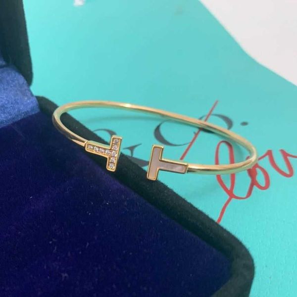factory designer t bangle tifunitiffani18k rose gold open band diamond double t fritillaria bracelet lovers bracelet valentine's day gi, Black
factory designer t bangle tifunitiffani18k rose gold open band diamond double t fritillaria bracelet lovers bracelet valentine's day gi, Black