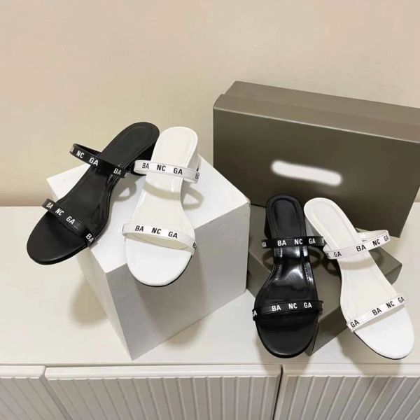 casual shoes sandals 2023 sandals ladies summer high-heeled square toe luxury designer sandal fashion party slide flip flops 5cm, Black
casual shoes sandals 2023 sandals ladies summer high-heeled square toe luxury designer sandal fashion party slide flip flops 5cm, Black