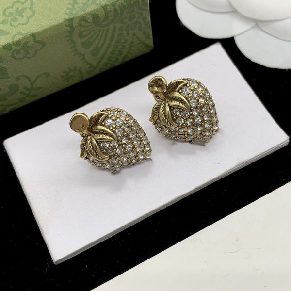 2023 various vintage stud earrings luxury 925 silver designer earring letters jewelry women 18k plated diamond valentine wedding gifts, Golden;silver
2023 various vintage stud earrings luxury 925 silver designer earring letters jewelry women 18k plated diamond valentine wedding gifts, Golden;silver
