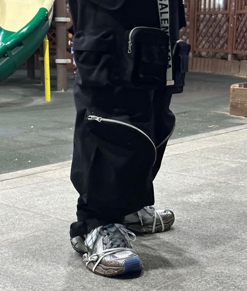 original black pants men flared pants for men oversized pants trend fashion pants men hiphop streetwear pants vibe style
original black pants men flared pants for men oversized pants trend fashion pants men hiphop streetwear pants vibe style