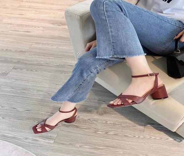 stylishbox y21052101 34 blackwhitebeigeburgundy sandals cross strap genuine leather calf skin chunky kitten hee2189383, Black
stylishbox y21052101 34 blackwhitebeigeburgundy sandals cross strap genuine leather calf skin chunky kitten hee2189383, Black