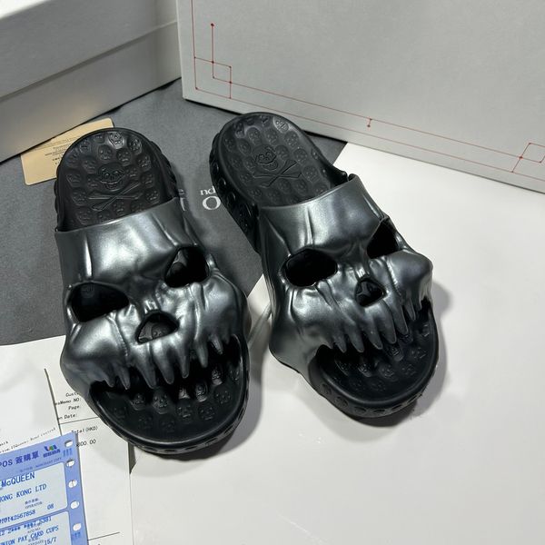 designer slippers men ladies sandals skull slides eva slippers new summer vacation outdoor beach slippers size 36-47, Black
designer slippers men ladies sandals skull slides eva slippers new summer vacation outdoor beach slippers size 36-47, Black