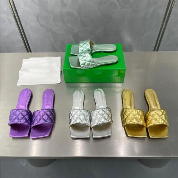 luxury designer women slippers padded mule padded flat sandal woven flat sandals high heels outdoor shoes leather slippers size35-42, Black
luxury designer women slippers padded mule padded flat sandal woven flat sandals high heels outdoor shoes leather slippers size35-42, Black