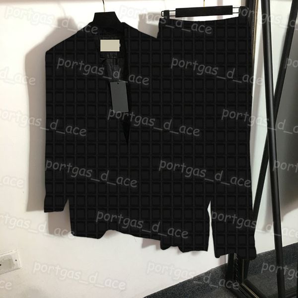 letter women coat pants set black long sleeve blazer high waist women formal ol suit
letter women coat pants set black long sleeve blazer high waist women formal ol suit