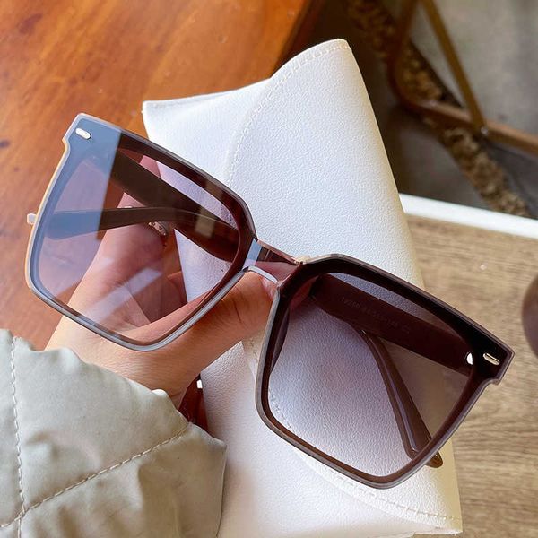 sunglasses frames korean version tr oversized box black pc female round face internet red street p sunglasses uv resistant glasses, White;black
sunglasses frames korean version tr oversized box black pc female round face internet red street p sunglasses uv resistant glasses, White;black
