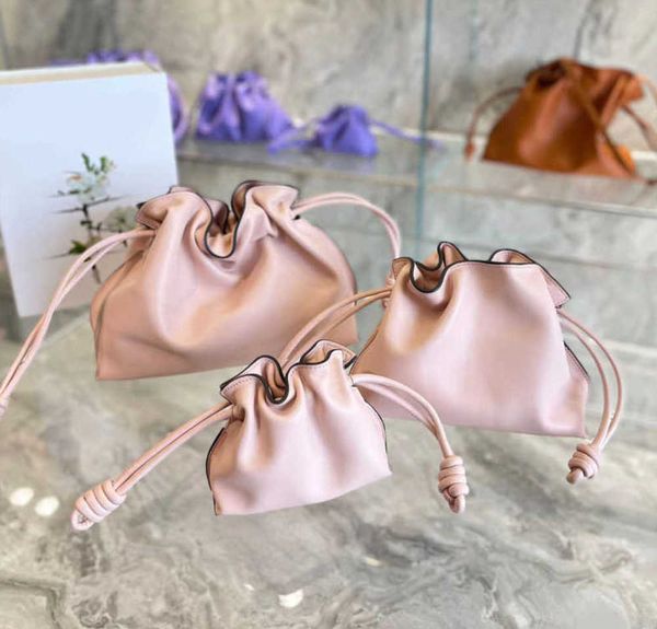 5a cloud handbag crossbody bags shoulder drawstring lucky messenger women soft leather luxury brand designer brand female cloud bucket 22092
5a cloud handbag crossbody bags shoulder drawstring lucky messenger women soft leather luxury brand designer brand female cloud bucket 22092