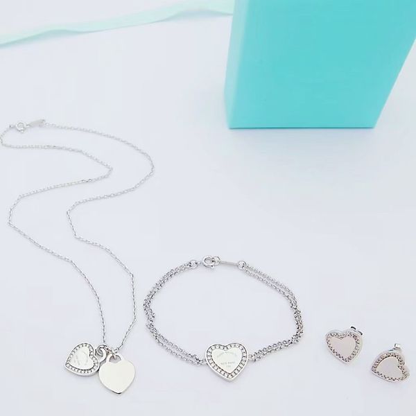 peach heart women's necklace earnail bracelet set classic luxury love pendant girl valentine's day jewelry gift with box, Silver
peach heart women's necklace earnail bracelet set classic luxury love pendant girl valentine's day jewelry gift with box, Silver