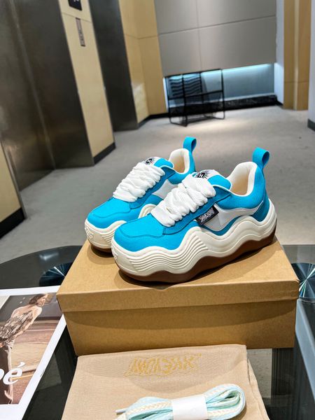 casual shoes mens womens leather rubber thick sole wave stripe red blue green high rise dress trainers sneakers 35-44, Black
casual shoes mens womens leather rubber thick sole wave stripe red blue green high rise dress trainers sneakers 35-44, Black