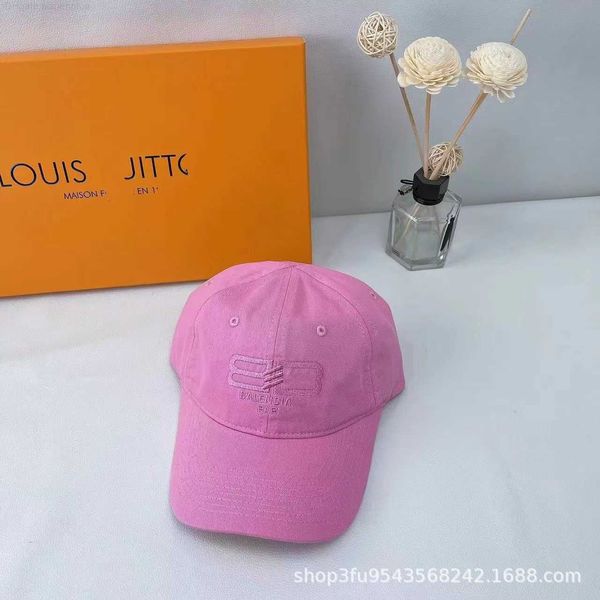 designer luxury brand balencagia the correct version of home b embroidery wash baseball cap version of versatile fashion brand sunscreen cap, Blue;gray
designer luxury brand balencagia the correct version of home b embroidery wash baseball cap version of versatile fashion brand sunscreen cap, Blue;gray