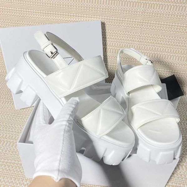 classic black white women designer sandals foam rubber platform dad sandal thick bottom logo slides triangle slippers retro beach loafer rou
classic black white women designer sandals foam rubber platform dad sandal thick bottom logo slides triangle slippers retro beach loafer rou