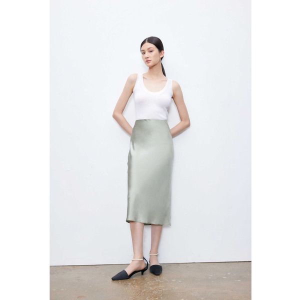 skirt diagonal cut fishtail skirts are easy to match with spring, summer and autumn, Black
skirt diagonal cut fishtail skirts are easy to match with spring, summer and autumn, Black