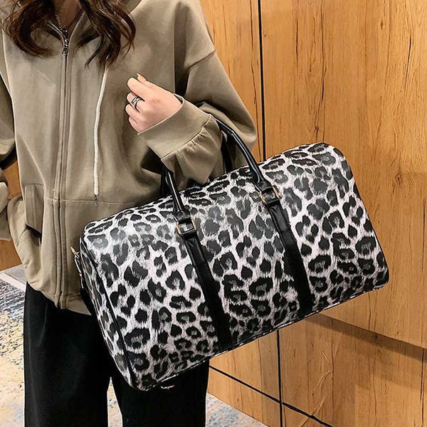 versatile business travel bag for men and women, portable fitness bag, diagonal cross waterproof luggage 230526
versatile business travel bag for men and women, portable fitness bag, diagonal cross waterproof luggage 230526