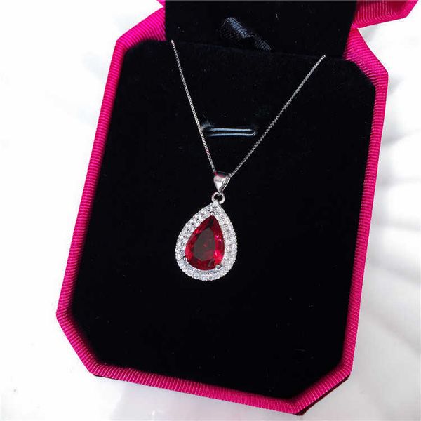 mother's gift temperament necklace chain micro inlaid zircon red water drop fashion jewelry, Silver
mother's gift temperament necklace chain micro inlaid zircon red water drop fashion jewelry, Silver