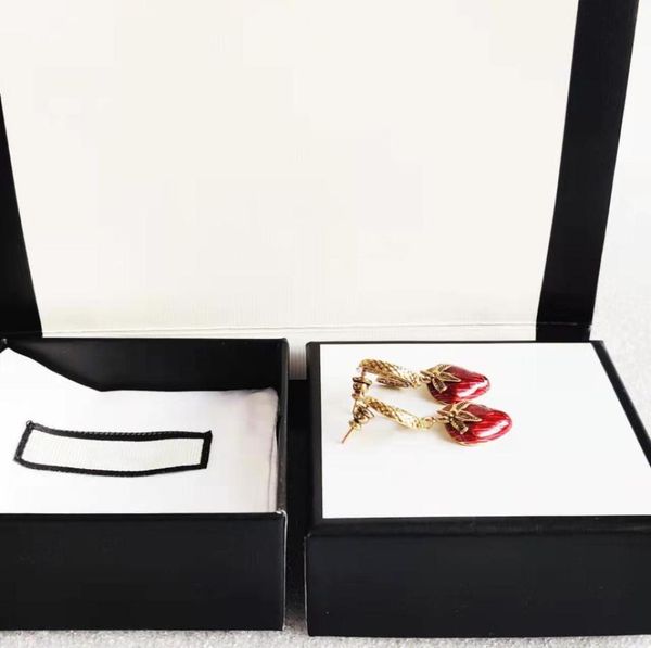 luxury designer earrings for woman charm 925 silver needle earrings strawberry design jewelry supply8965907, Golden
luxury designer earrings for woman charm 925 silver needle earrings strawberry design jewelry supply8965907, Golden