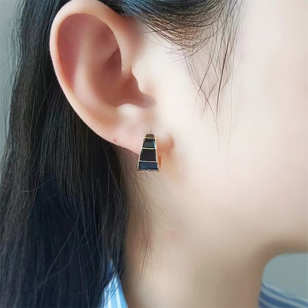 korean retro senior sense studs female exquisite ins wind everything with niche earrings, Silver
korean retro senior sense studs female exquisite ins wind everything with niche earrings, Silver