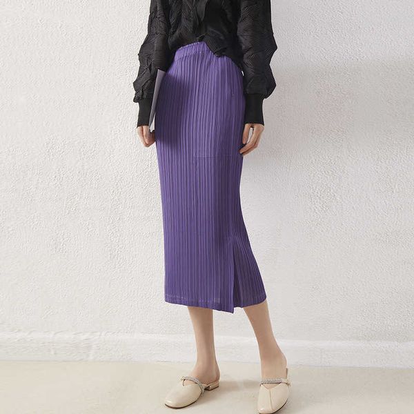 sanzhai pleated skirt new spring and autumn side slit high waist thin wrap buttocks pleated skirt women's middle and long skirt, Black
sanzhai pleated skirt new spring and autumn side slit high waist thin wrap buttocks pleated skirt women's middle and long skirt, Black