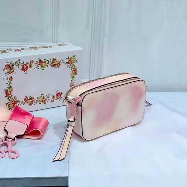 new luxury shoulder bags marc camera bag women letter print snapsdesigner bag lady leather designers handbags crossbody bags purse 230418
new luxury shoulder bags marc camera bag women letter print snapsdesigner bag lady leather designers handbags crossbody bags purse 230418