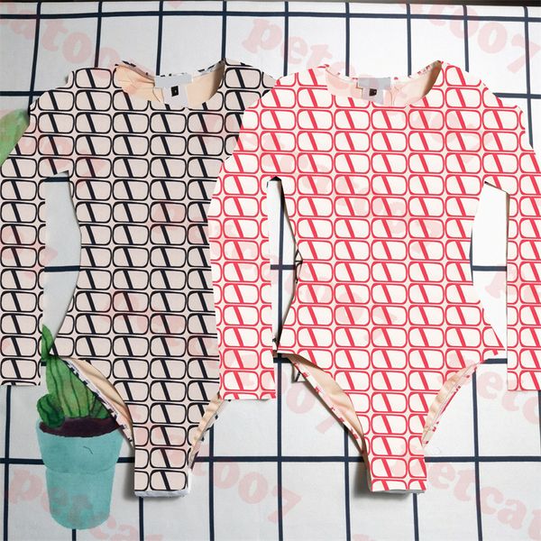 new designer bikini long sleeve swimwear for women fashion one piece swimsuit outdoor travel womens swim wear
new designer bikini long sleeve swimwear for women fashion one piece swimsuit outdoor travel womens swim wear