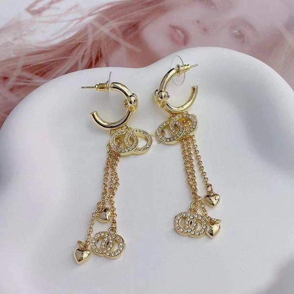luxury brand designer earrings tassel chain dangle eardrop earrings fashion double letters earring diamond ear stud for women lady party wed, Silver
luxury brand designer earrings tassel chain dangle eardrop earrings fashion double letters earring diamond ear stud for women lady party wed, Silver