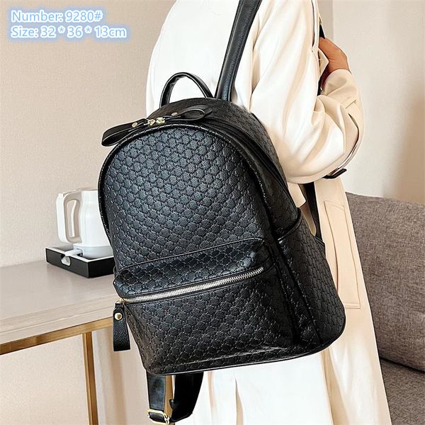 wholesale ladies shoulder bag 5 colors classic embossed leather leisure backpack large zipper decorative fashion handbag simple crocodile Joker backpacks, Blue-9280#
wholesale ladies shoulder bag 5 colors classic embossed leather leisure backpack large zipper decorative fashion handbag simple crocodile Joker backpacks, Blue-9280#