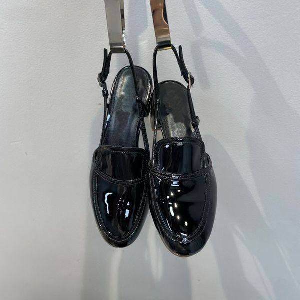 designer sling sandals, middle heel sandals, slippers, lacquer leather solid color flower shoes, genuine leather, summer ankle strap slipper, Black
designer sling sandals, middle heel sandals, slippers, lacquer leather solid color flower shoes, genuine leather, summer ankle strap slipper, Black