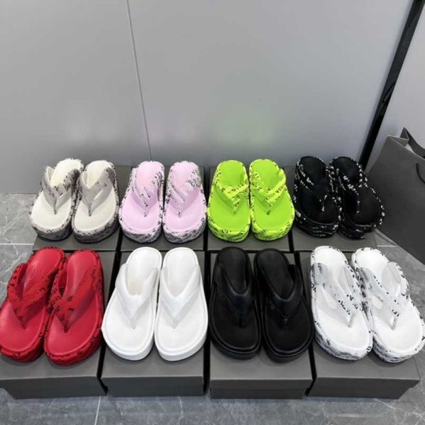 35-42 women men sizes designer slipper thick bottom thong sandal platform flip flops logo slide crochet letters knit wedge pumps leather bea, Black
35-42 women men sizes designer slipper thick bottom thong sandal platform flip flops logo slide crochet letters knit wedge pumps leather bea, Black