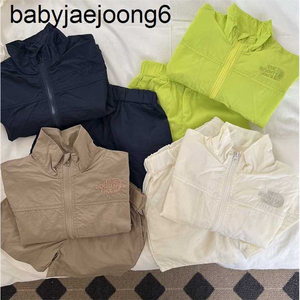 new children's 2023 summer boys and girls solid color embroidery letter sun protection baby skin clothing shorts set, Blue
new children's 2023 summer boys and girls solid color embroidery letter sun protection baby skin clothing shorts set, Blue
