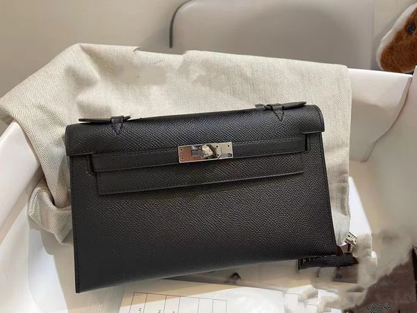2023 shell shoulder bags women handbag purses designer bag classic letters totes with gift box
2023 shell shoulder bags women handbag purses designer bag classic letters totes with gift box