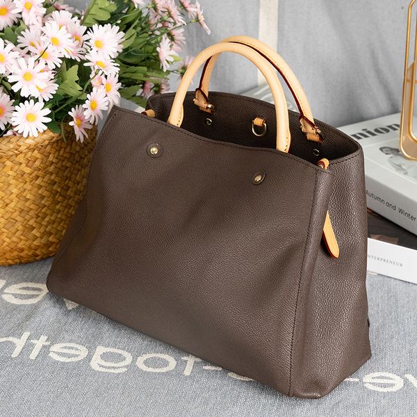women luxurys designers bags leather handbags messenger crossbody shoulder bag totes wallet shoppingbag
women luxurys designers bags leather handbags messenger crossbody shoulder bag totes wallet shoppingbag