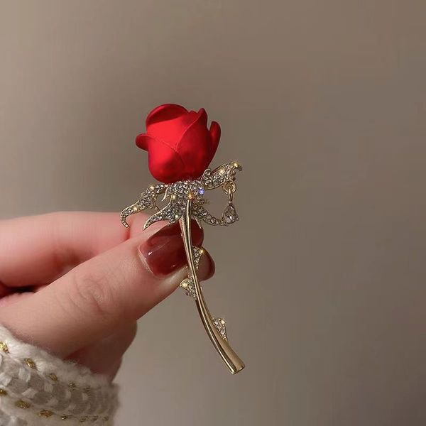 european and american diamond inlaid rose tulip brooch with simple temperament elegant corsage fashionable design clothing accessories, Gray
european and american diamond inlaid rose tulip brooch with simple temperament elegant corsage fashionable design clothing accessories, Gray