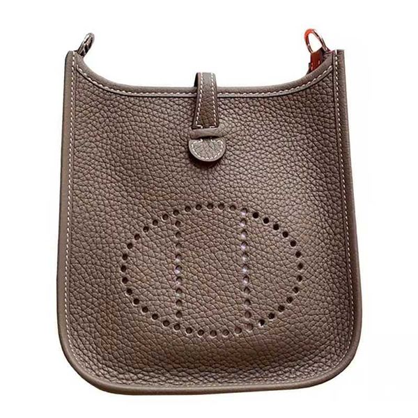 designer bag 2023 evelynbag h tote family mini crossbody layer cowhide litchi pattern bucket bags women's 437z with v9yg r1ll
designer bag 2023 evelynbag h tote family mini crossbody layer cowhide litchi pattern bucket bags women's 437z with v9yg r1ll