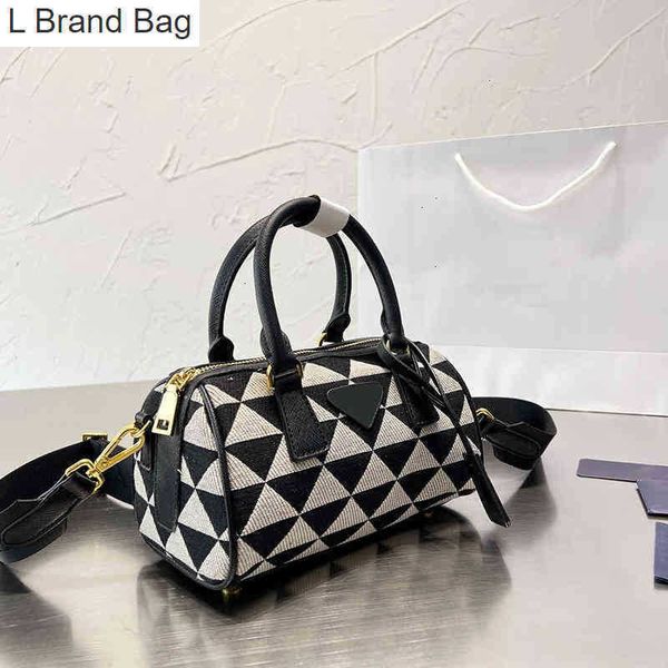 l brand bag designer bag pillow bags luxury prads diagonal shoulder bag women fashion two-tone canvas triangle handbags handbag wide strap c, Black
l brand bag designer bag pillow bags luxury prads diagonal shoulder bag women fashion two-tone canvas triangle handbags handbag wide strap c, Black