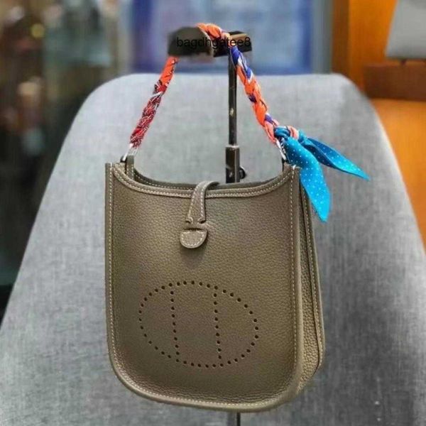 designer bag litchi evelynbag women's pattern h layer tote bags crossbody 2023 cowhide family mini jfkl with ueup
designer bag litchi evelynbag women's pattern h layer tote bags crossbody 2023 cowhide family mini jfkl with ueup