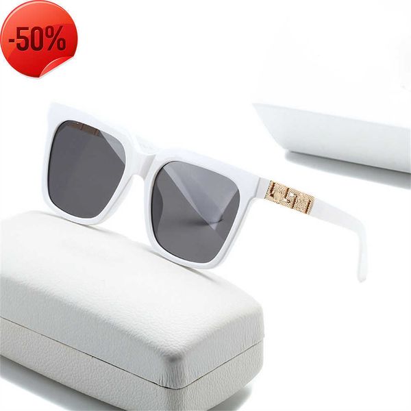 luxury womans 4318 sunglasses fashion mens sun glasses uv protection men designer eyeglass gradient metal hinge women spectacles box, White;black
luxury womans 4318 sunglasses fashion mens sun glasses uv protection men designer eyeglass gradient metal hinge women spectacles box, White;black