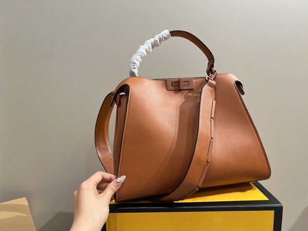 luxury designer fashion wholesale the tote bag fend famous bag hobo women shoulder cross womens lady body handbag cosmetic handbags pochette
luxury designer fashion wholesale the tote bag fend famous bag hobo women shoulder cross womens lady body handbag cosmetic handbags pochette