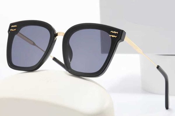 designer sunglasses man women fashion brand diamond square sunshade crystal shape package womens mens sunglasses, White;black
designer sunglasses man women fashion brand diamond square sunshade crystal shape package womens mens sunglasses, White;black